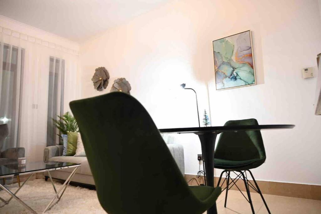 Brand New Furniture . Close To Dubai Mall. Ngoại thất bức ảnh